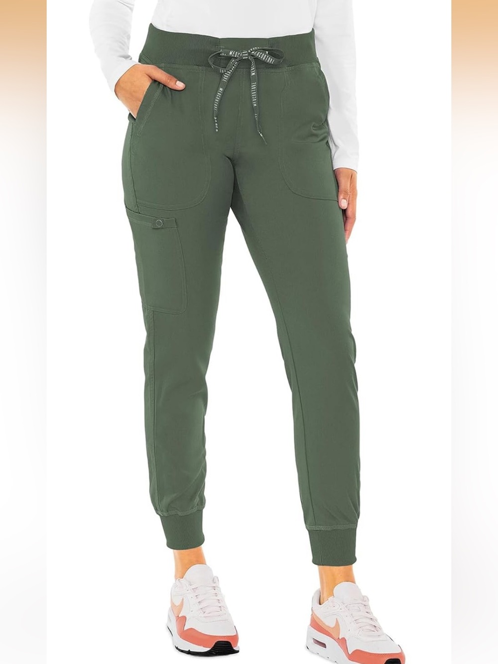 Med couture olive jogger scrubs pants medium petite NWT